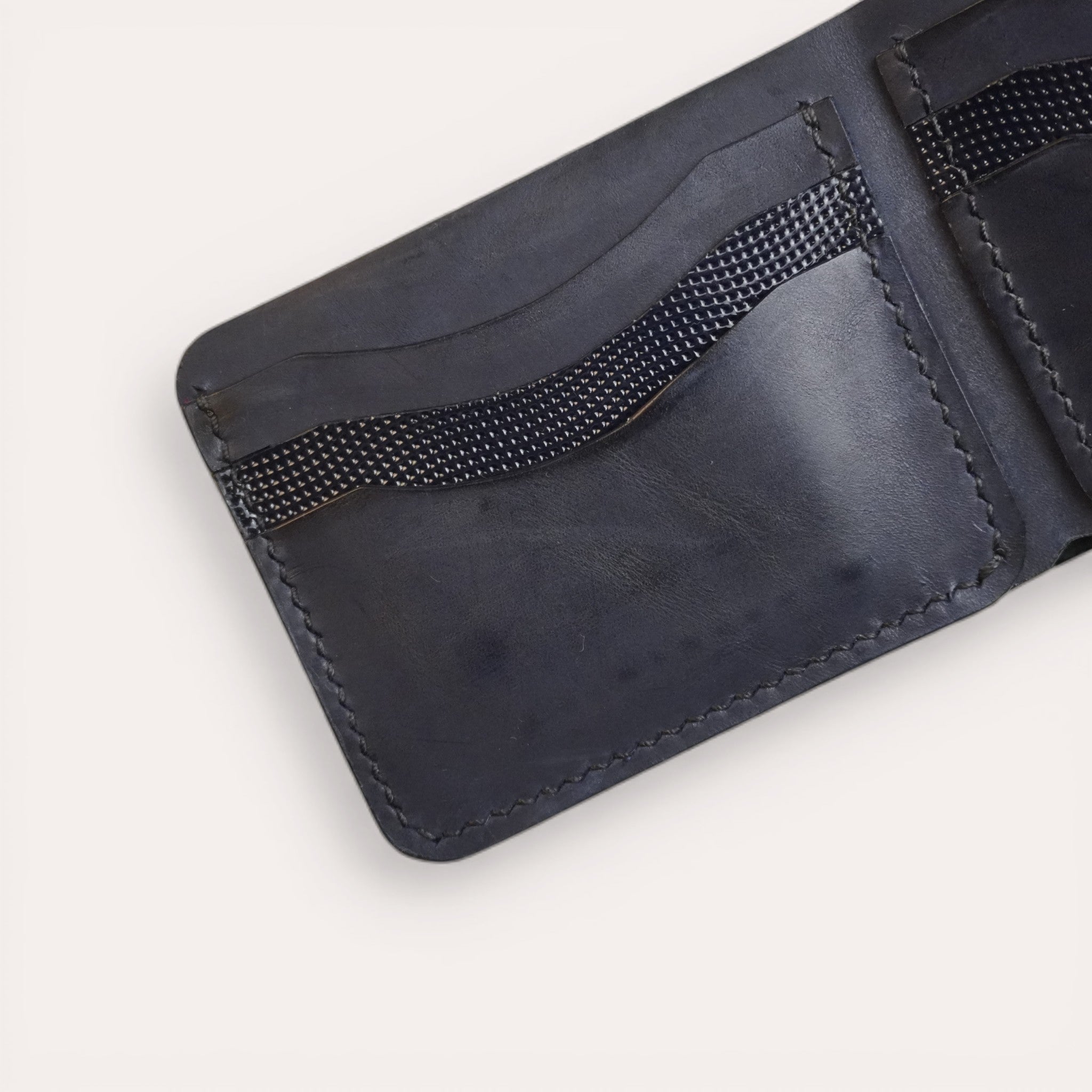 The 6S Bifold 2.0 - Magic Blue