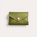 L'enveloppe 1.0 - Olive Green