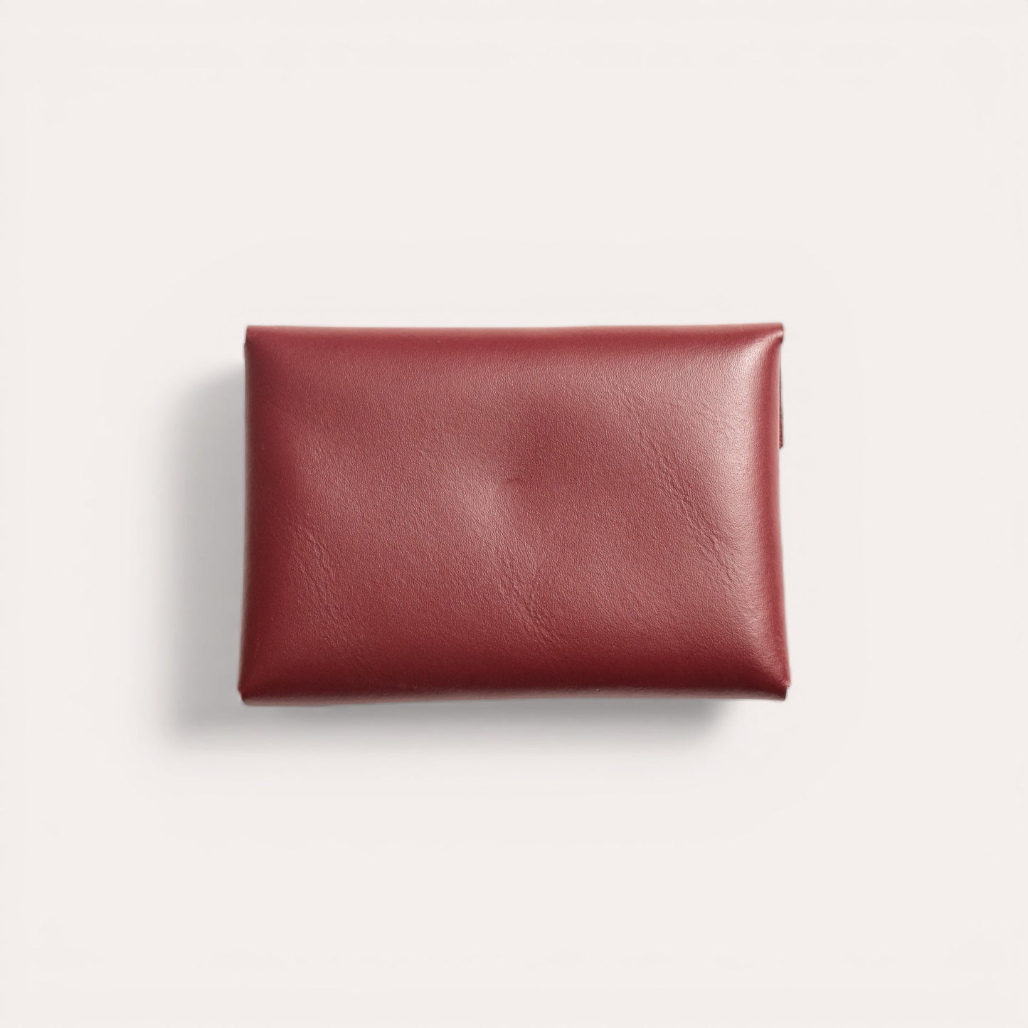 L'enveloppe 1.0 - Burgundy Red